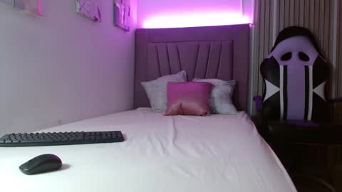 melody_mercy online show from January 2025 12:16:01 PM