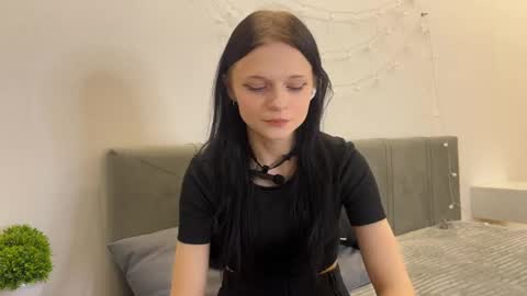 meow3cha online show from April 2026 05:30:02 PM