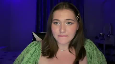 Kitten online show from July 2026 06:25:01 PM