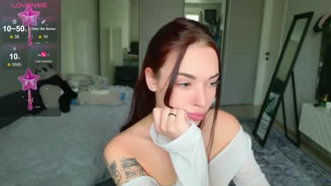 Snapshot of meow_moore chatting on May 2026 05:04:01 AM Megan online show from May 2026 05:04:01 AM