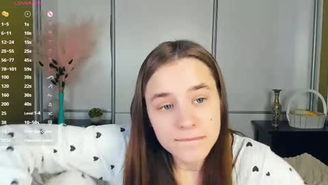 Julie online show from April 2026 07:11:01 AM