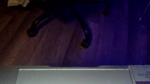 Snapshot of mercsol85 chatting on March 2026 12:25:02 AM Guess howlong online show from March 2026 12:25:02 AM