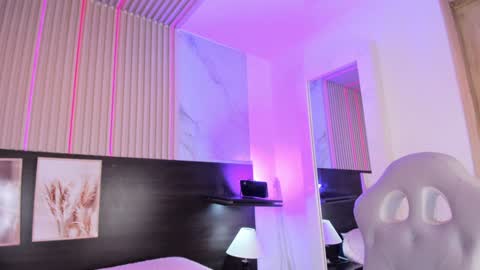 meredith_spencer online show from February 2025 09:31:01 PM