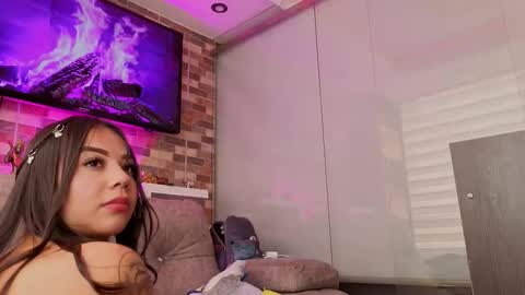 meredith_spencer online show from October 2025 05:45:01 PM