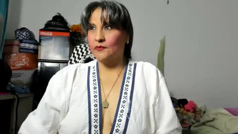Snapshot of merlyna_goldens chatting on May 2026 06:29:01 AM My next birthday is December 11th. online show from May 2026 06:29:01 AM