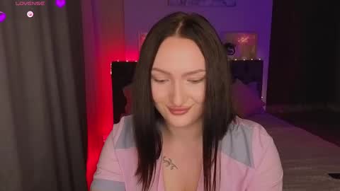Merry online show from May 2026 11:33:02 PM