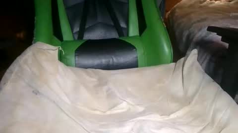 Snapshot of messymechanic69 chatting on February 2026 07:46:01 PM messymechanic69 online show from February 2026 07:46:01 PM