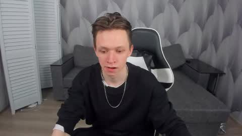 MEVERIK OUSHEN online show from April 2026 03:40:02 PM