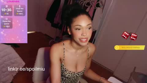 mew2wo online show from December 2025 09:03:02 AM