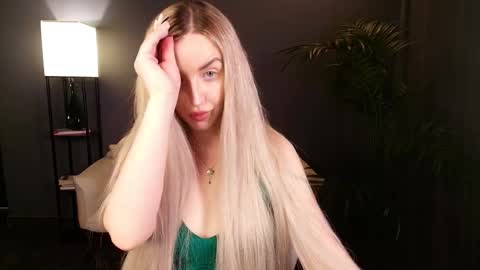 mi1a_ online show from April 2026 03:15:01 AM