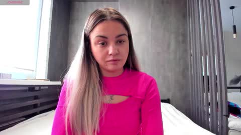 Snapshot of mia___mur chatting on February 2026 03:56:01 AM Mia online show from February 2026 03:56:01 AM