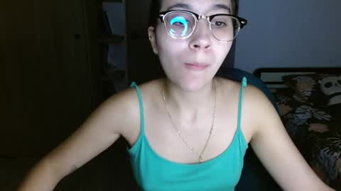 Mia online show from April 2026 02:58:01 AM