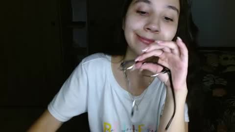 Mia online show from May 2026 04:51:02 AM