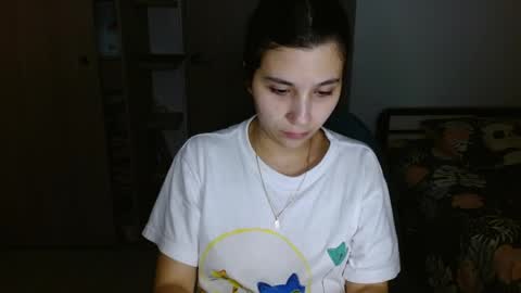 Mia online show from May 2026 04:32:02 AM