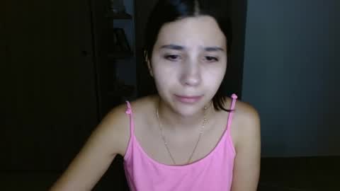 Mia online show from May 2026 04:19:01 AM
