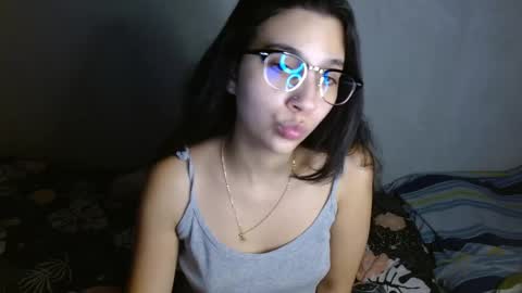 Mia online show from May 2026 05:16:02 AM