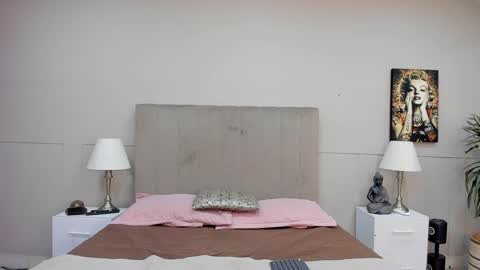 Mia Zoe online show from May 2026 03:34:01 AM