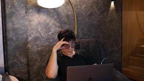 Belmont and Mia online show from March 2026 07:25:01 PM