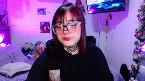 Mia online show from July 2026 06:05:01 AM