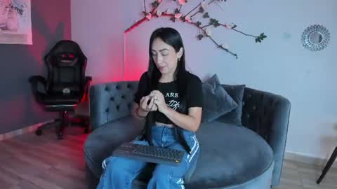 Snapshot of mia_davis__ chatting on July 2026 11:26:02 AM mia_davis__ online show from July 2026 11:26:02 AM