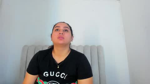 FERNANDA  online show from April 2026 02:18:01 PM