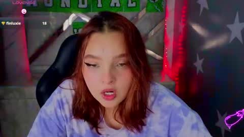 Snapshot of mia_foster_t chatting on July 2026 03:04:01 PM Mia online show from July 2026 03:04:01 PM