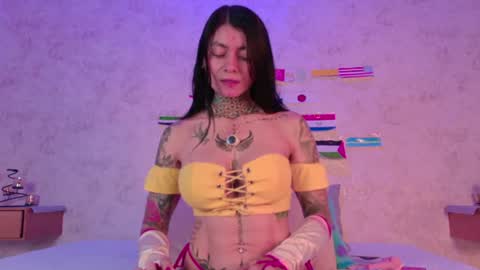 Snapshot of mia_hill1_ chatting on June 2026 09:05:02 PM mia_hill1_ online show from June 2026 09:05:02 PM