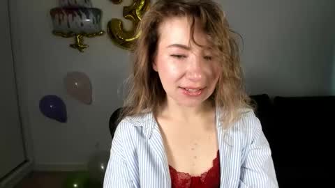 Mia online show from April 2026 06:33:01 AM