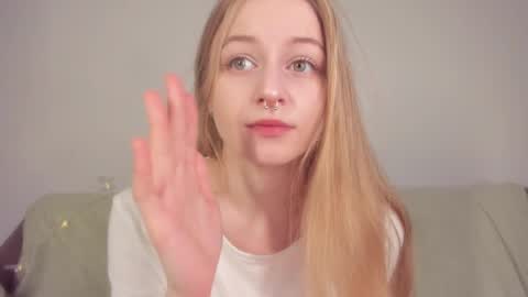 Mia here Appreciate your support online show from April 2026 07:47:01 AM