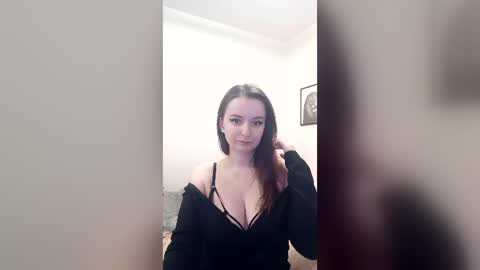 Mia online show from July 2026 11:33:01 PM