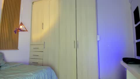 Mia Nevaeh - follow me online show from March 2026 08:37:01 PM