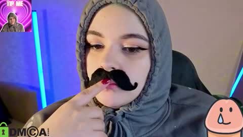 Mia online show from March 2026 02:04:02 AM