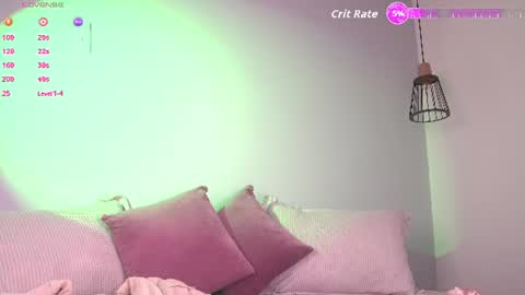 Snapshot of mia_reeves chatting on June 2026 06:53:02 PM Mia Reeves online show from June 2026 06:53:02 PM