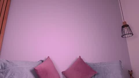 Snapshot of mia_reeves chatting on July 2026 01:37:01 PM Mia Reeves online show from July 2026 01:37:01 PM