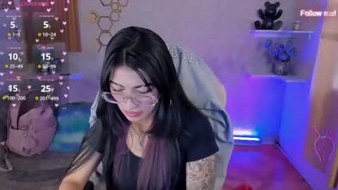 Mia online show from June 2026 02:18:02 PM