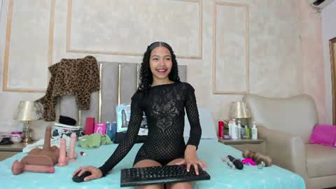 Snapshot of miaasummer chatting on July 2026 11:38:02 AM Miaasummer online show from July 2026 11:38:02 AM