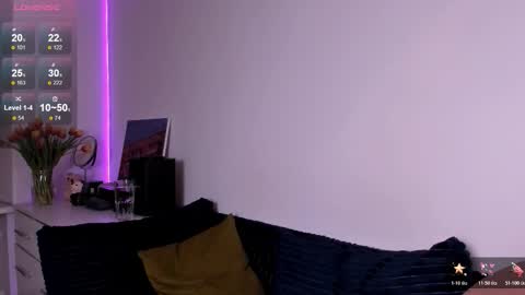 mia online show from March 2026 08:28:02 PM