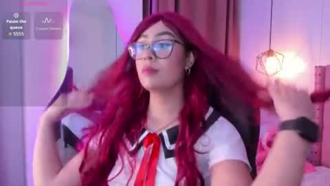Mia online show from June 2026 03:18:02 AM
