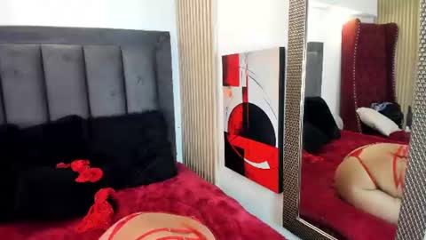 Mia  online show from June 2026 08:42:01 PM
