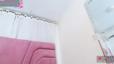 miajhonsonx online show from March 2026 02:12:02 PM