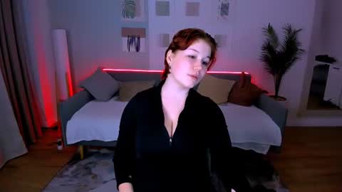 mialacrice online show from June 2026 06:45:02 PM