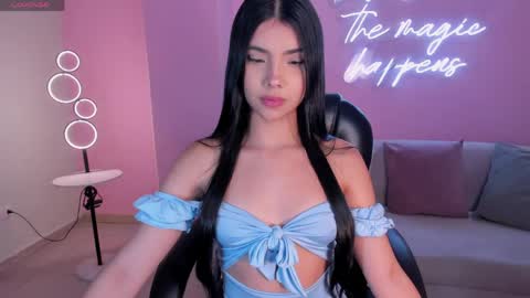 Call me Mia  online show from April 2026 07:58:01 PM