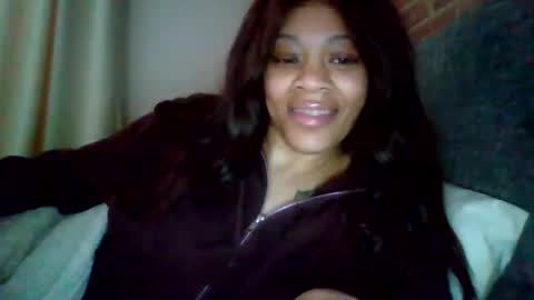 MiaMuffn online show from February 2026 04:13:01 PM