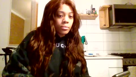 MiaMuffn online show from April 2026 09:10:01 AM