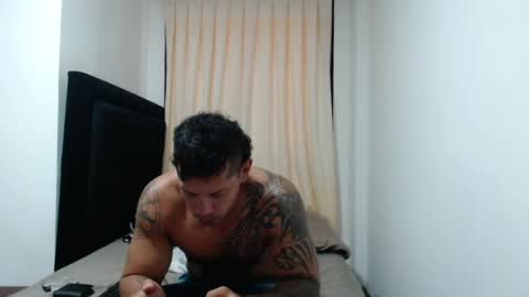 Snapshot of michael_daviss1 chatting on June 2026 04:07:01 PM Michael Daviss online show from June 2026 04:07:01 PM