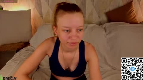 Snapshot of michelle_blond chatting on June 2026 02:53:01 AM michelle_blond online show from June 2026 02:53:01 AM