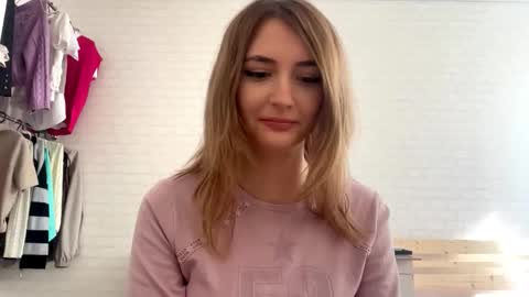 Snapshot of michellfallert chatting on March 2026 08:07:01 AM Jenny online show from March 2026 08:07:01 AM