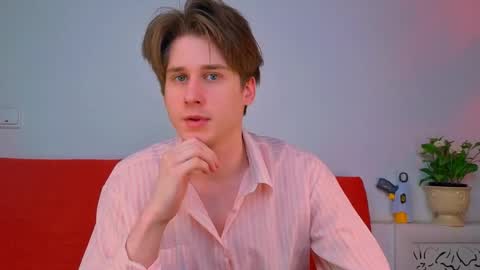 Tyler Durden online show from April 2026 08:00:02 PM