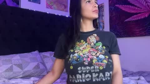 Snapshot of micielo87 chatting on February 2026 09:57:02 AM Skye online show from February 2026 09:57:02 AM