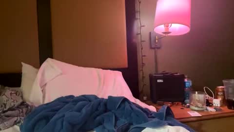 mickisofine online show from December 2024 06:05:02 PM